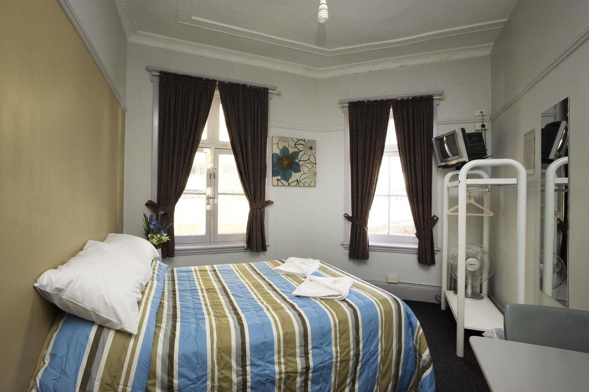 The George Street Hotel Sydney Exterior photo